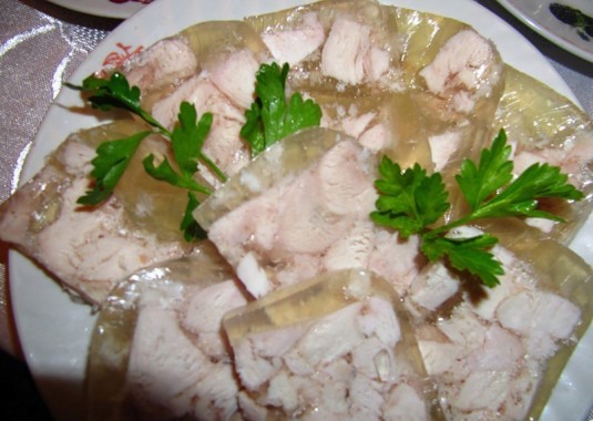 Заливное из курицы в пакете из-под сока Заливное из курицы в пакете из-под сока