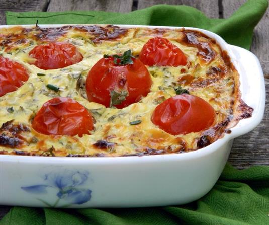 Чечевичная запеканка с помидорами и беконом Чечевичная запеканка с помидорами и беконом