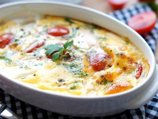 Омлет с помидорами и козьим сыром Омлет с помидорами и козьим сыром