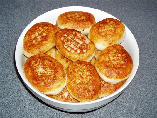 Картофельные зразы с селедкой