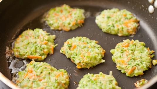 Блинчики из моркови и сельдерея