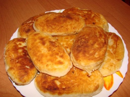 Пирожки с капустой жаренные